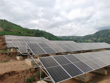 Système de pompe solaire de 15 kW à Honghe, Yunnan