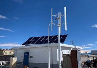 Projet hybride éolien-solaire de 15 kVA au Qinghai