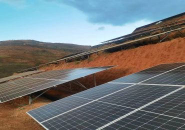 Station de pompage solaire de plusieurs mégawatts dans le comté de Huidong, province du Sichuan